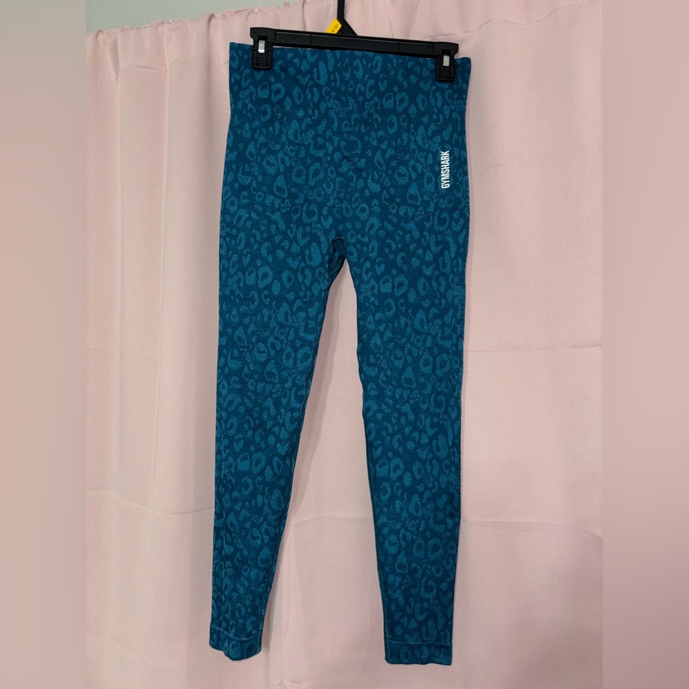 GYMSHARK RESALE